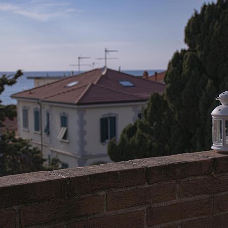 Casa Myconis 68Mq A Due Passi Dal Mare Di San Vincenzo Lägenhet Exteriör bild