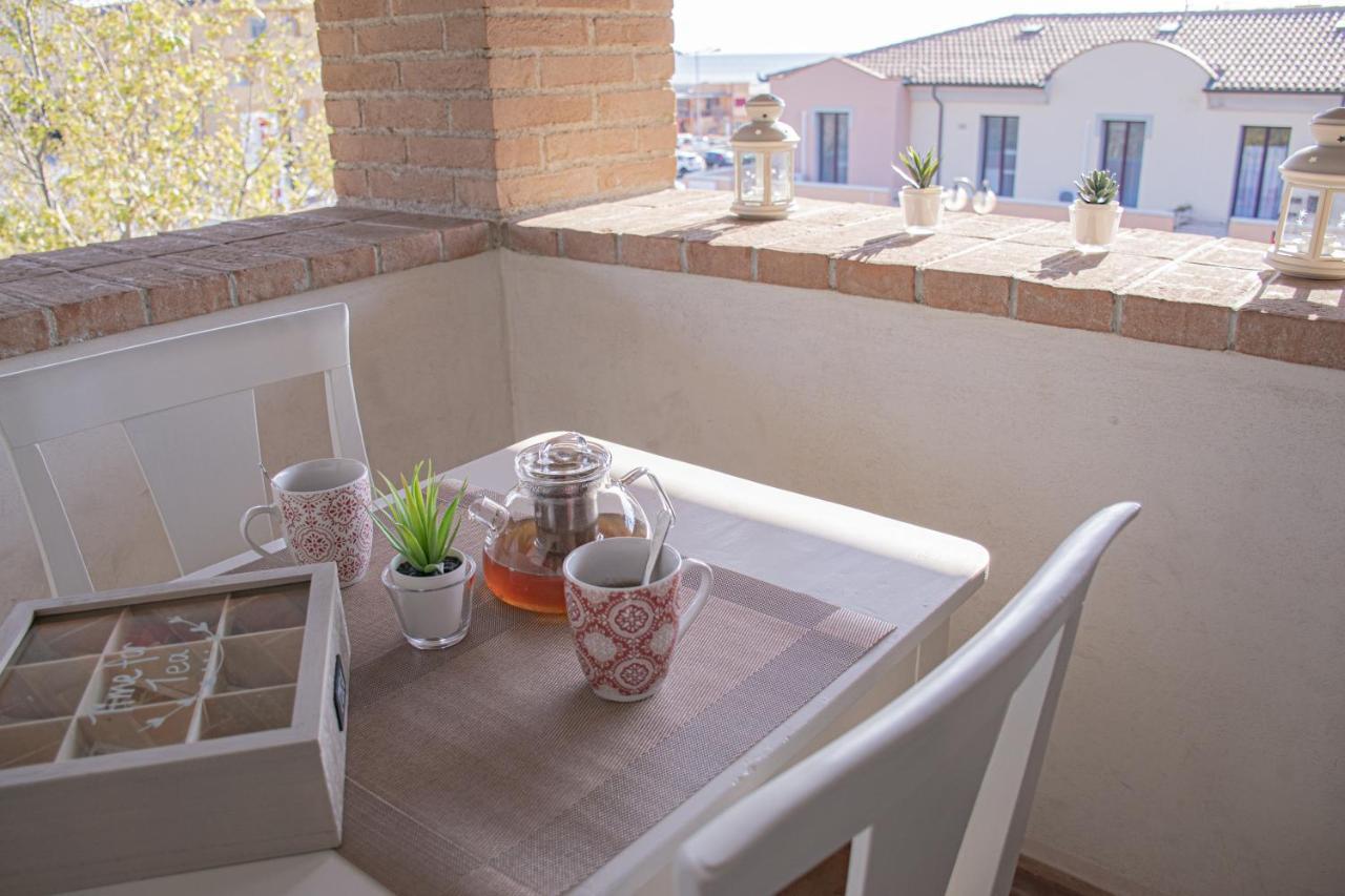 Casa Myconis 68Mq A Due Passi Dal Mare Di San Vincenzo Lägenhet Exteriör bild